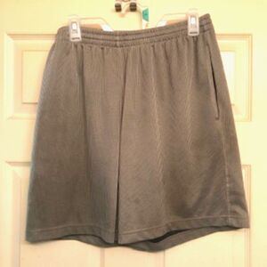 Athletic Shorts . Size: Medium {32-34} . Starter